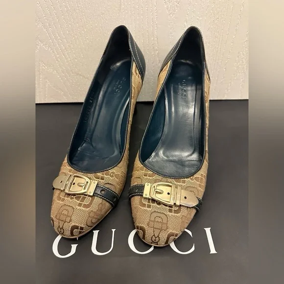 Sold❗️Gucci Horsebit shoes - Picture 1 of 14